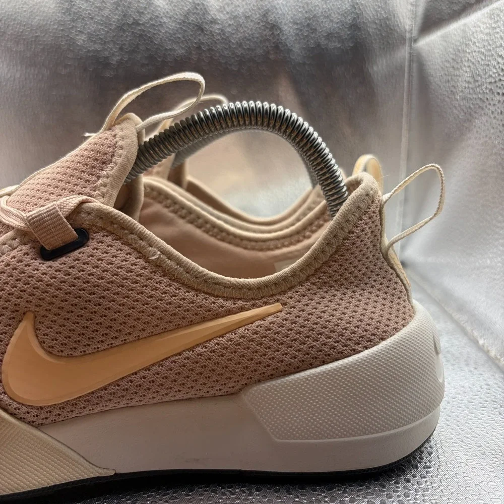 Nike ashin modern